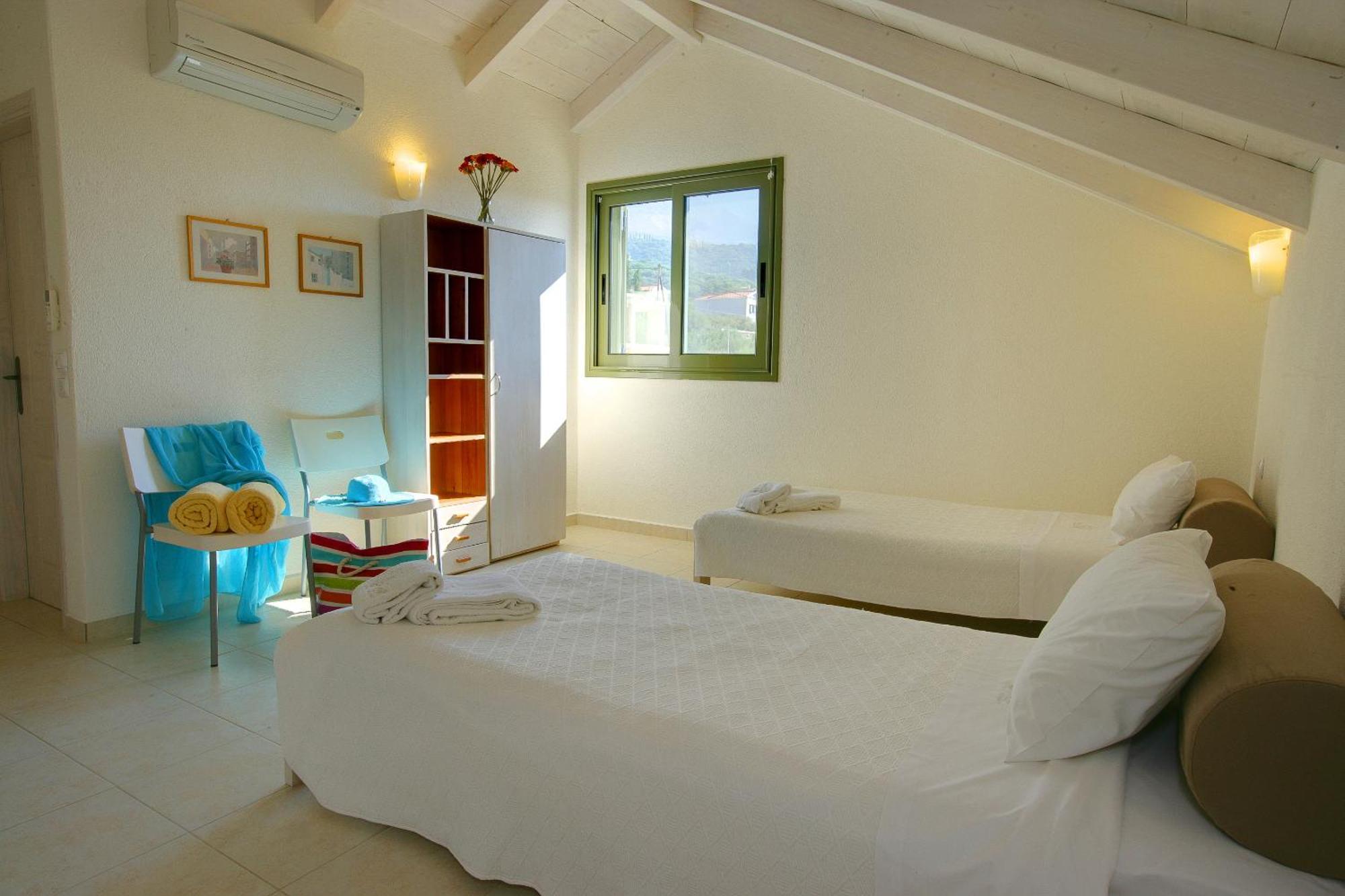 Ideales Resort Mousata Room photo